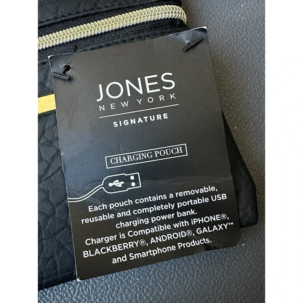JONES NEW YORK Wristlet‎ Wallet Bag  Black Zip Black NWT Charging Pouch